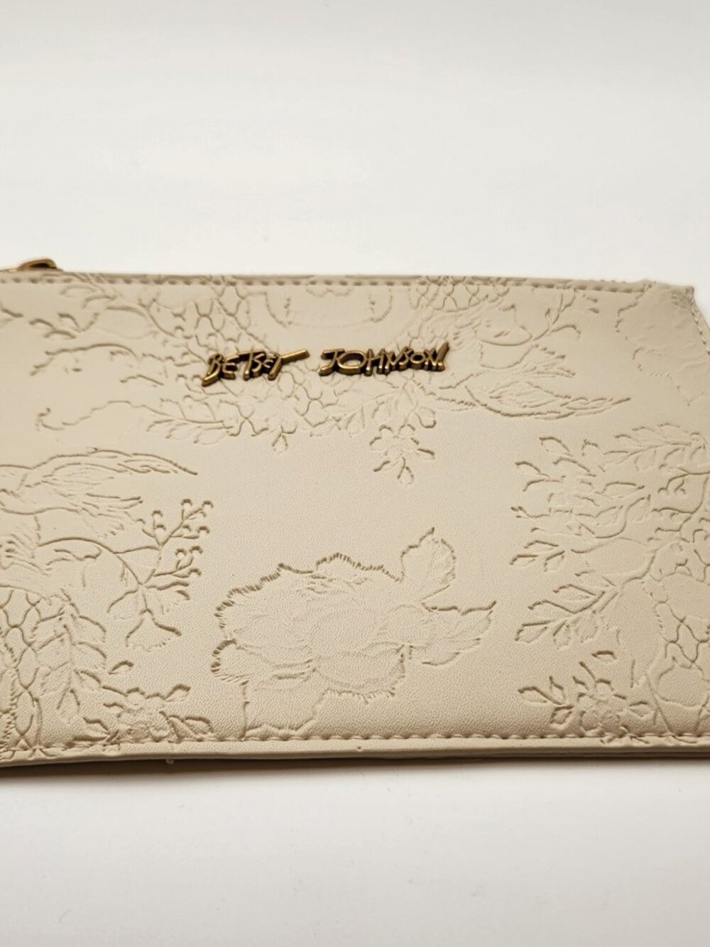 Betsey Johnson Luv Betsey wristlet cream tooled faux leather VGUC